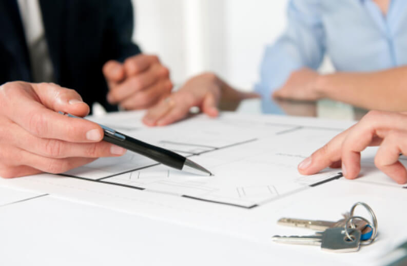 Real Estate Lawyer